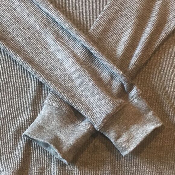 Men's L Grey Long Sleeve Ribbed Henley - Picture 2 of 5